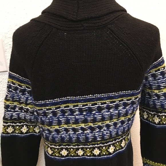 Sparrow Knit Crocheted Long Sweater w Zip Closure - Picture 3 of 8